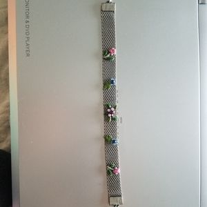 Women's silver mesh bracelet flower